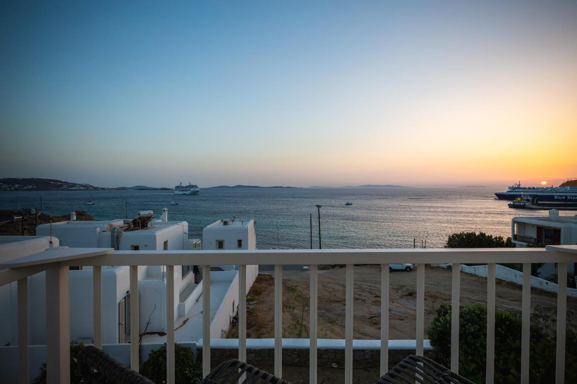 Namaste Boutique Apartments Mykonos Tourlos Exterior photo